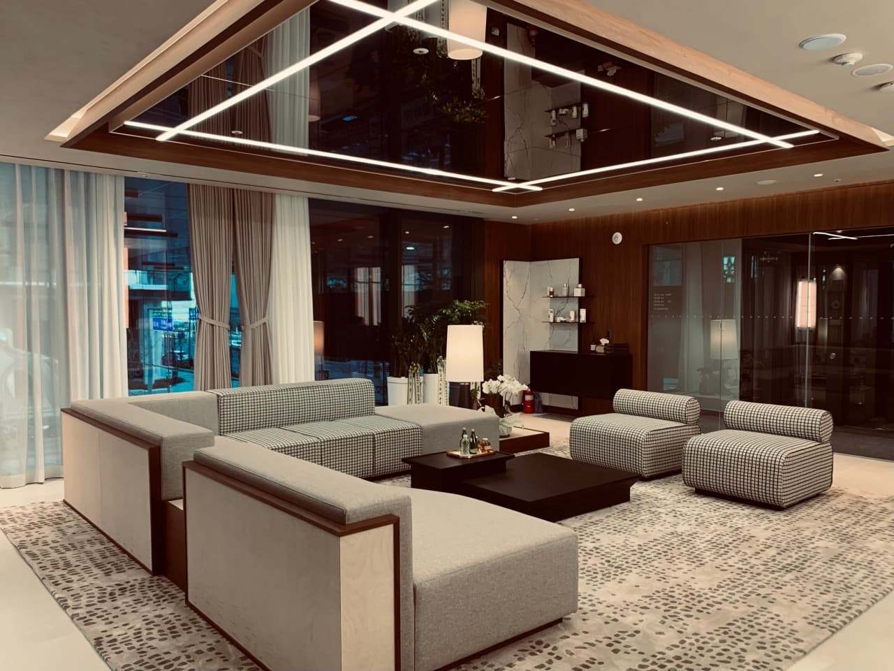 专注皮肤健康,焕发自信光彩